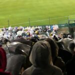 雨の中の観戦A